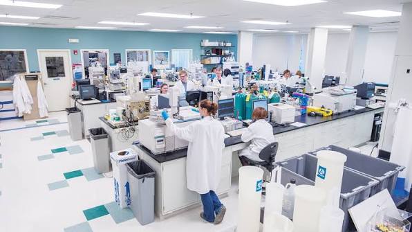 CLIA-certified clinical laboratory operating floor